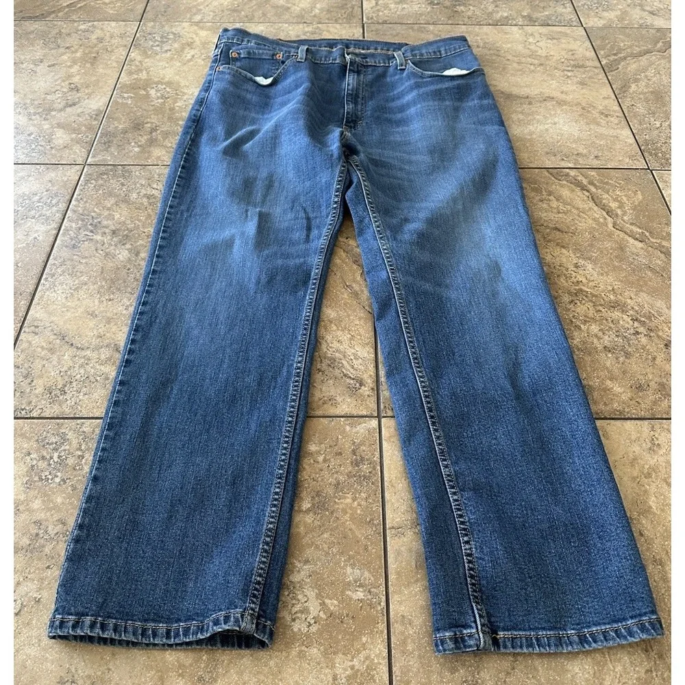 Levi's Men's 559 Blue Jeans Size 38x30 Denim Pockets Pants